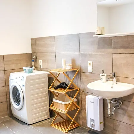 Hermeskeil Apartman